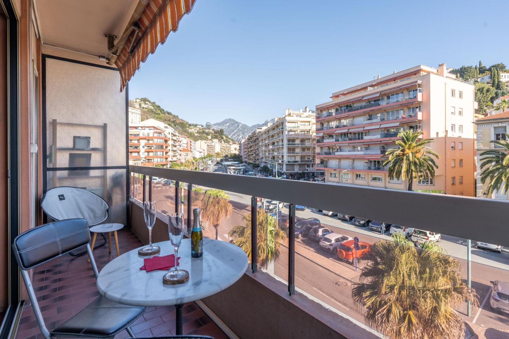 Fabuleux Appartement 2 Personnes Au Coeur De Menton, Climatise Et Proche Gares Routiere Et Sncf Exterior foto