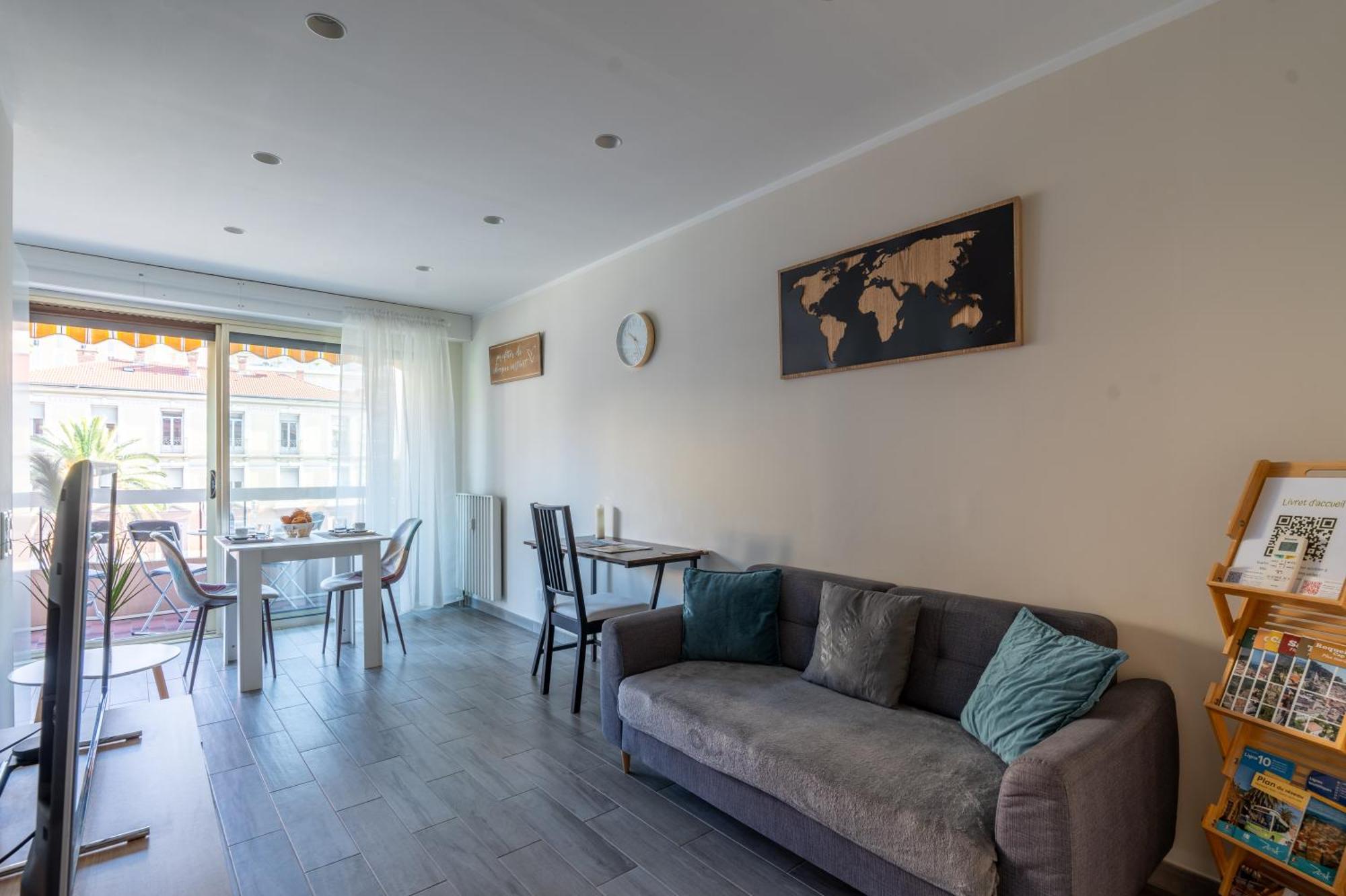 Fabuleux Appartement 2 Personnes Au Coeur De Menton, Climatise Et Proche Gares Routiere Et Sncf Exterior foto